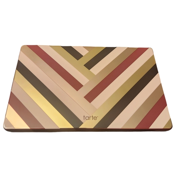 🌸New Tarte GLAMOUR 18 pan eyeshadow pallette 🌸 - Picture 3 of 5